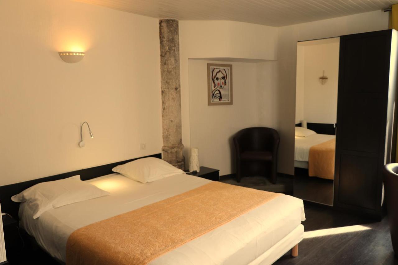 Hotel Restaurant Le Saint Augustin Екстер'єр фото
