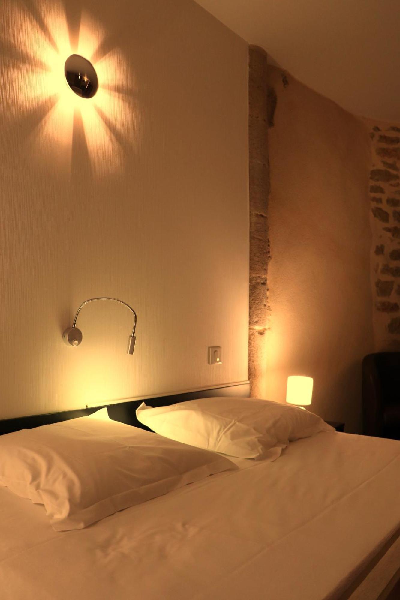 Hotel Restaurant Le Saint Augustin Екстер'єр фото